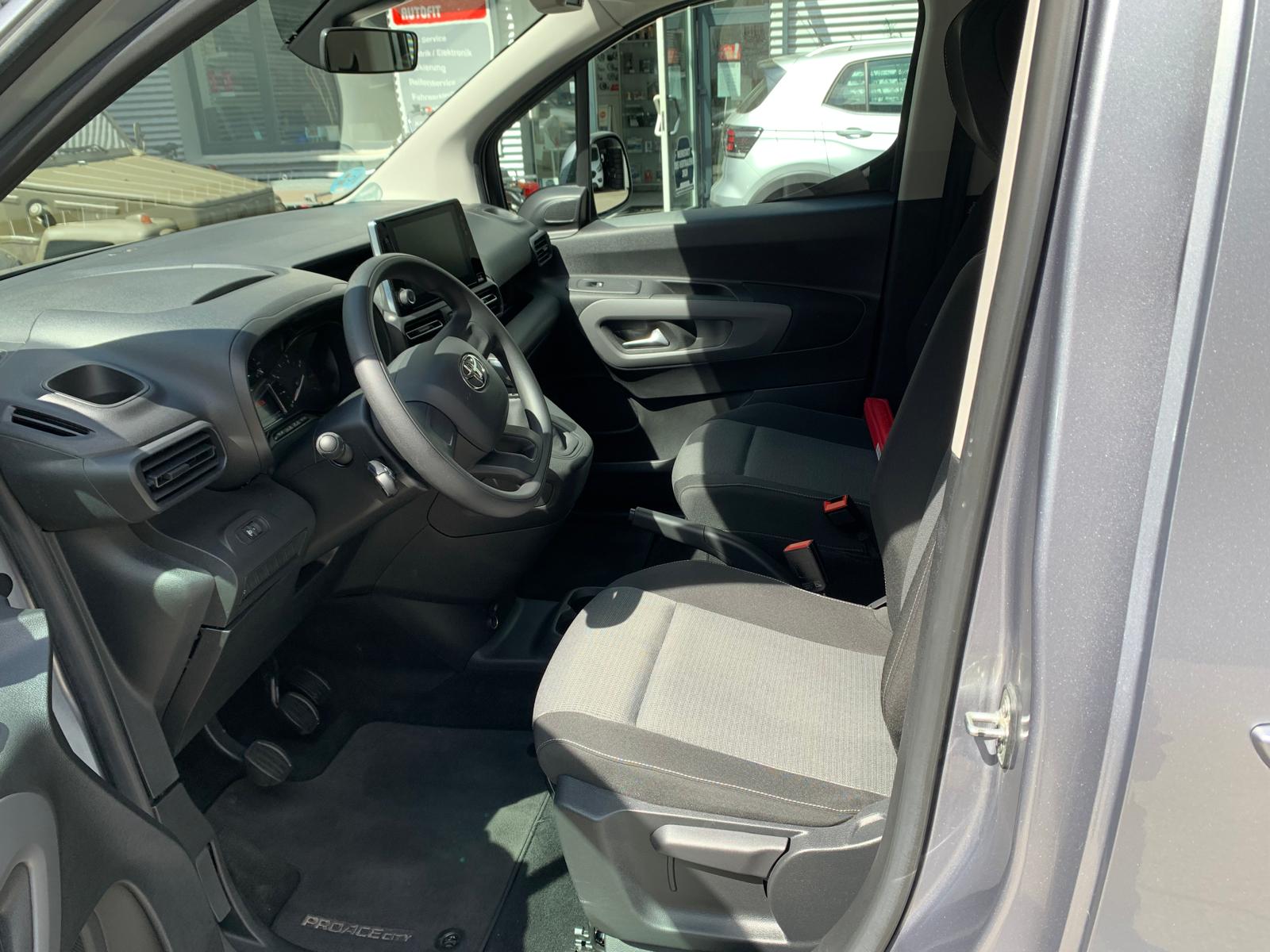 TOYOTA Proace City Verso